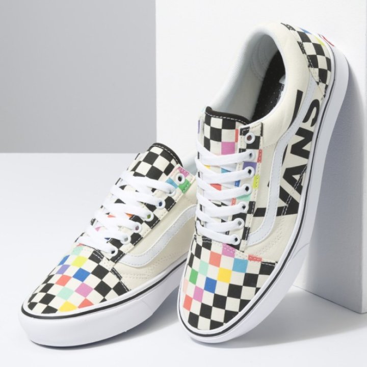 반스_Vans & MoMA 컴피쿠시 올드스쿨 ComfyCush Old Skool