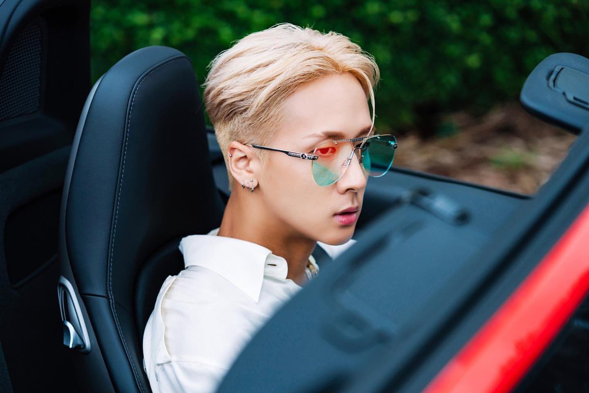 루이비통_나이트라이트 thumbnail